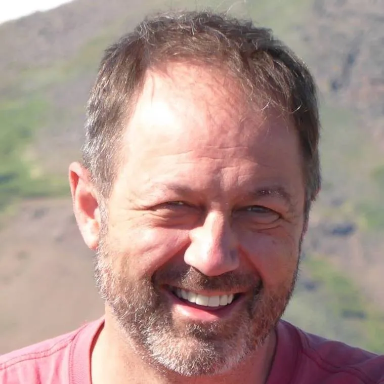 Garet Lahvis